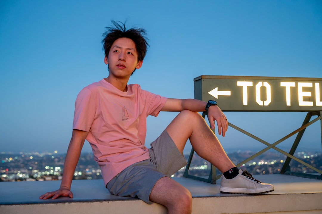 Photo pink shirt men